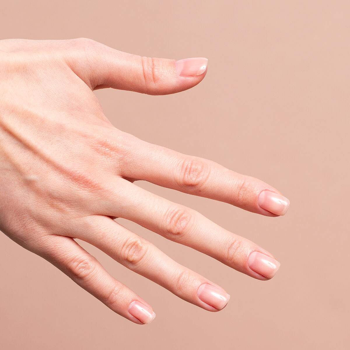 Skin Tone Cover Base - Pale Beige 7 ml-UV Hybrid TOP/BASE-Semilac-NR Kosmetik