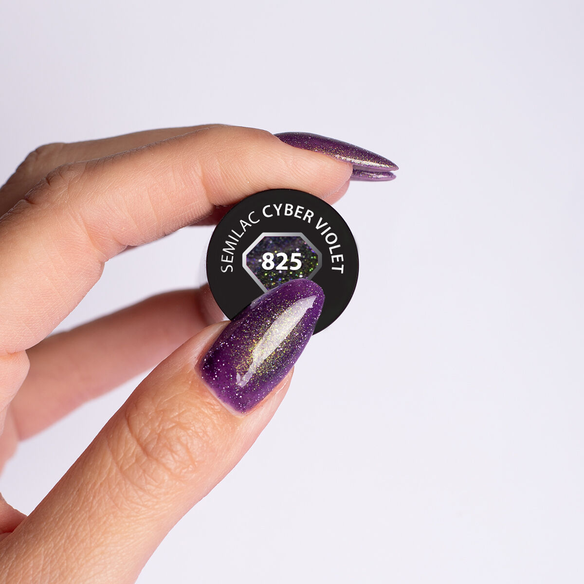 Gelpolish 825 Cyber Violet - 7 ml-CAT EYE-Semilac-NR Kosmetik
