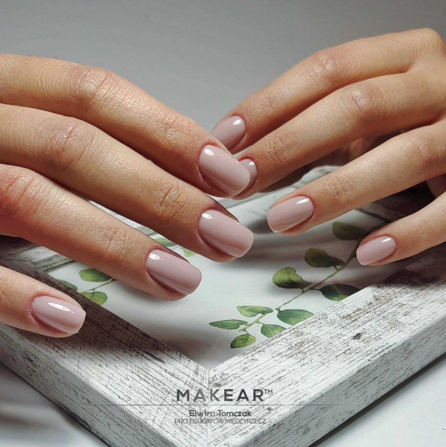 Rubber Base NRB06 - Smoky Beige - 8 ml-Gelpolish Base-MAKEAR-NR Kosmetik