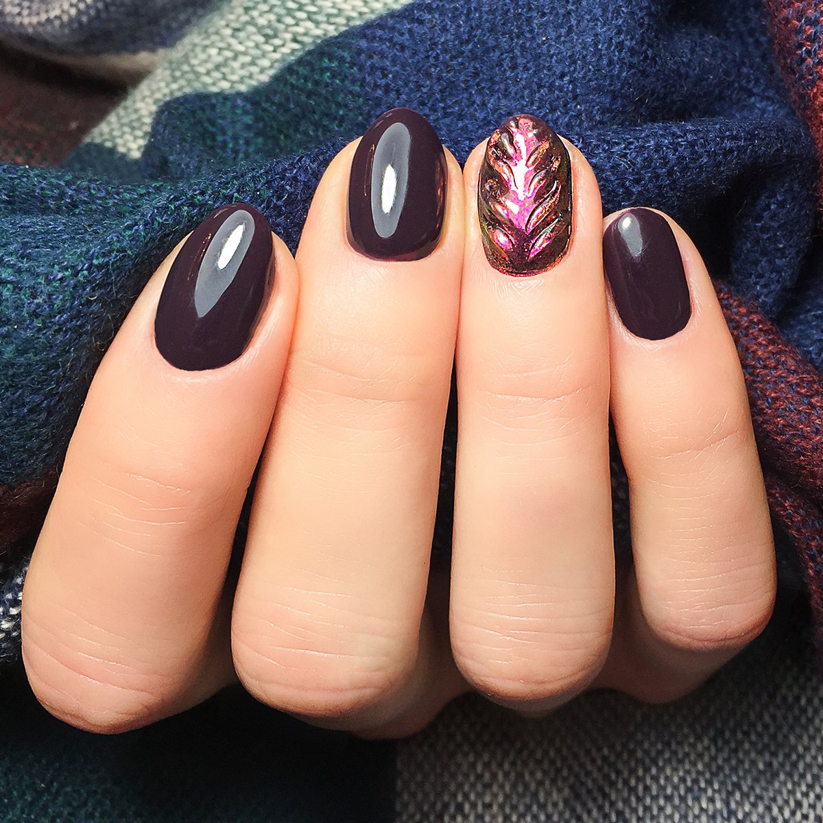 UV Hybrid 100 Black Purple 7 ml-UV Hybrid-Semilac-NR Kosmetik