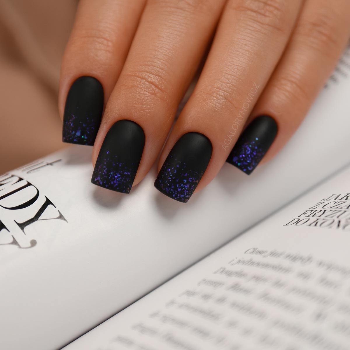 Top No Wipe Blinking T15 - Blue & Violet Flakes - 7 ml-UV Hybrid TOP/BASE-Semilac-NR Kosmetik