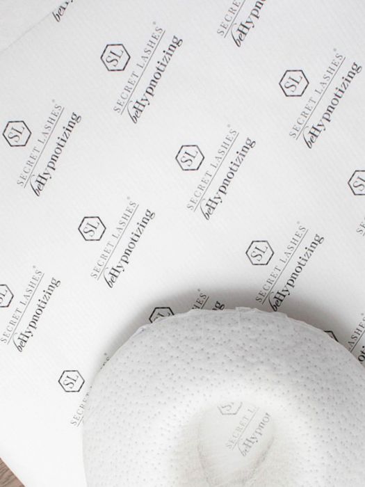 Engangslagen med Secret Lashes logo-Secret Lashes-NR Kosmetik