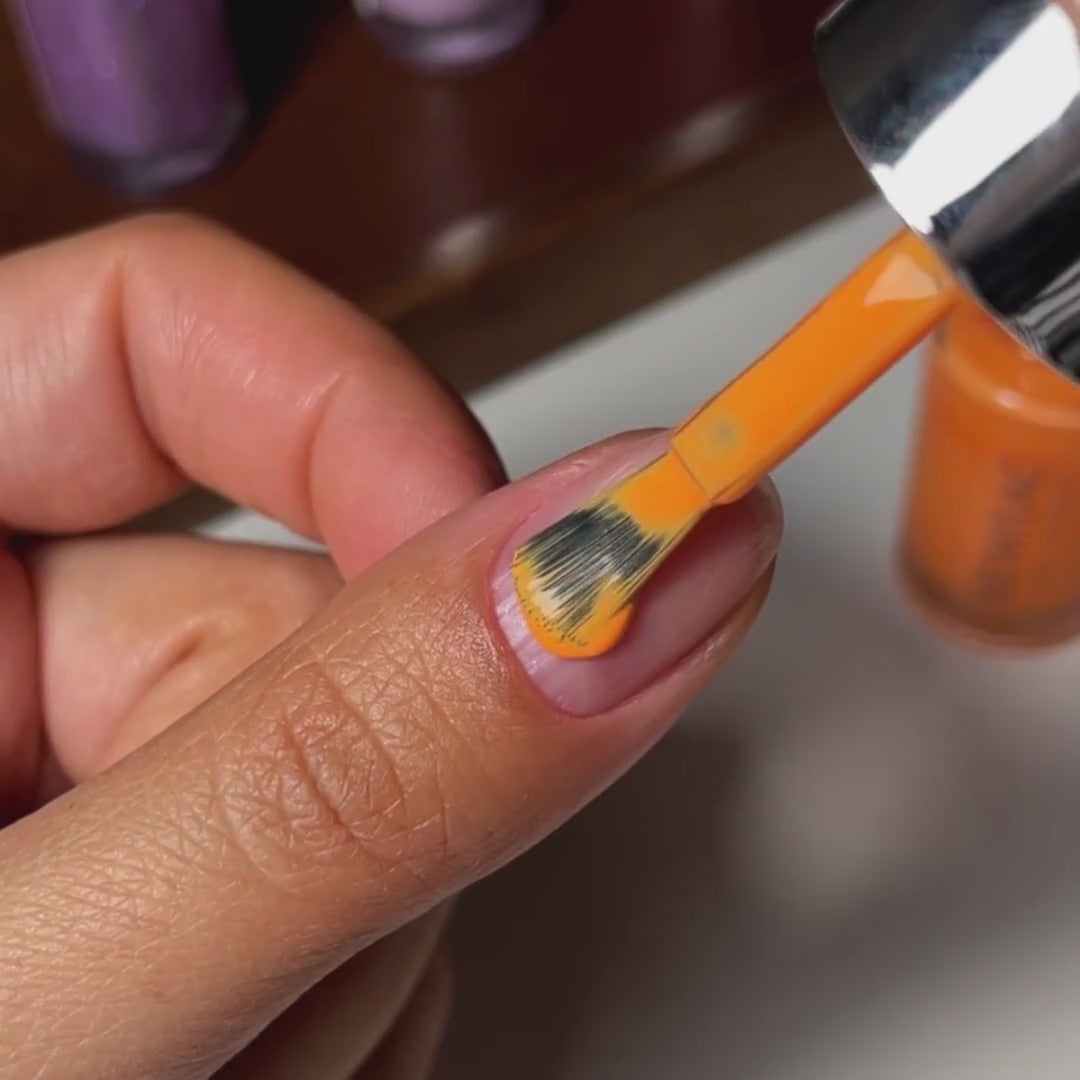 121 Neon Orange - Alm. Neglelak - 9 ml